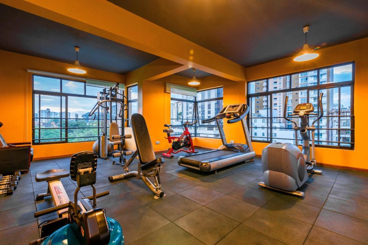 Highlands Suites Hotel Apartments ナイロビ エクステリア 写真