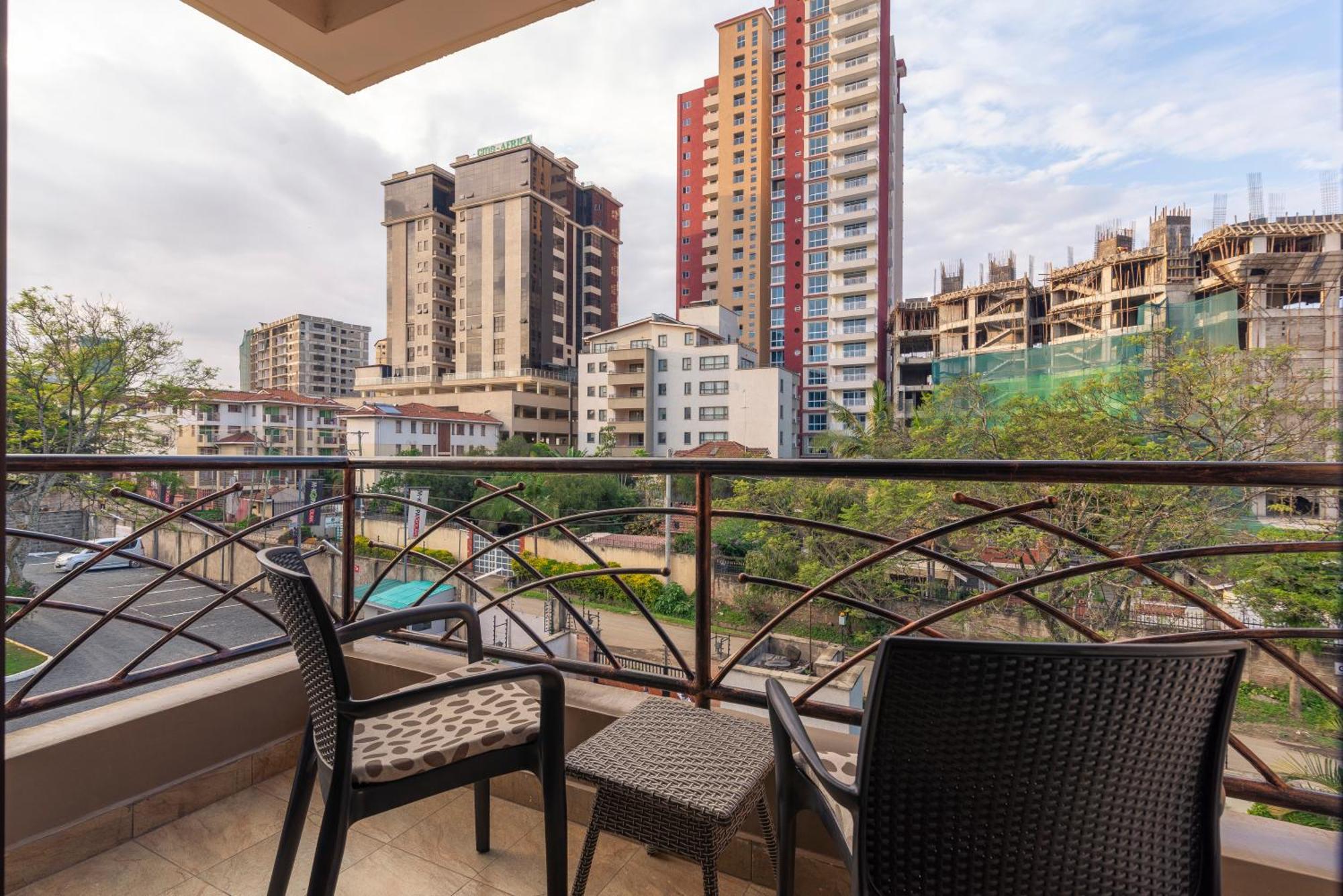 Highlands Suites Hotel Apartments ナイロビ エクステリア 写真