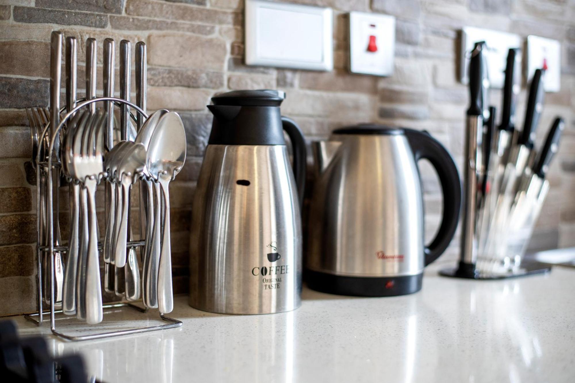 Highlands Suites Hotel Apartments ナイロビ エクステリア 写真