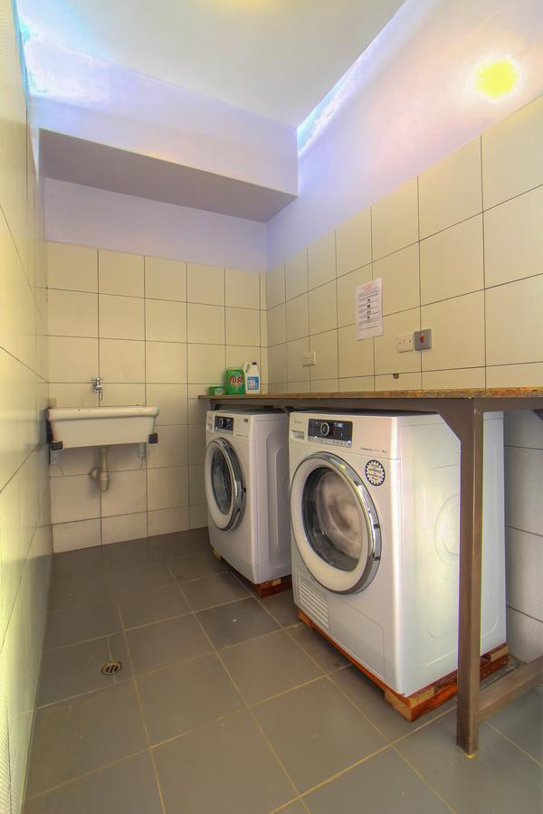 Highlands Suites Hotel Apartments ナイロビ エクステリア 写真